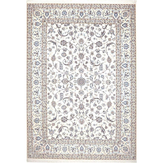 Middle Eastern Rug in Virgin Wool For Sale - Image 3 of 11