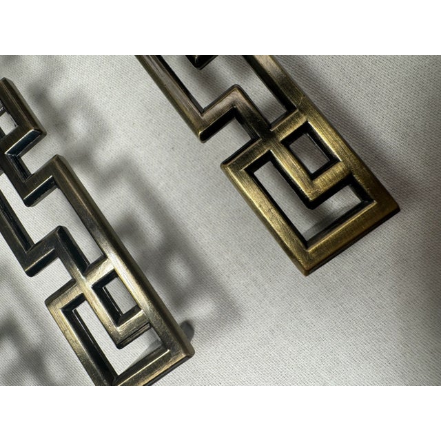 Mid 20th Century Vintage Contemporary Geometric Aged Bronze Greek Key Cabinetry Hardware Pulls, Set of 6 For Sale - Image 5 of 12