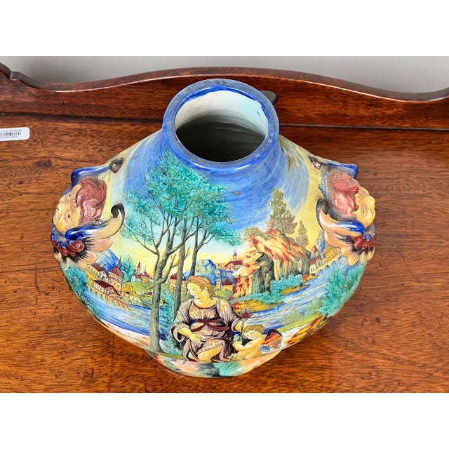 Antique Italian Renaissance Revival Hand Painted Maiolica Vase With Winged Putti Handles, C. 1920-1940 For Sale In Boston - Image 6 of 8