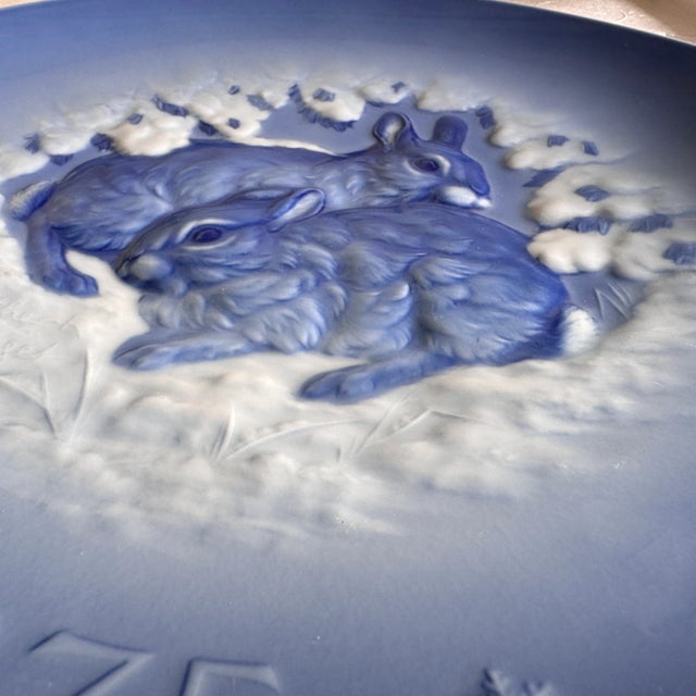 Annual Plate in Porcelain by Gunther Granget for Hutschenreuther, 1975 For Sale - Image 4 of 7