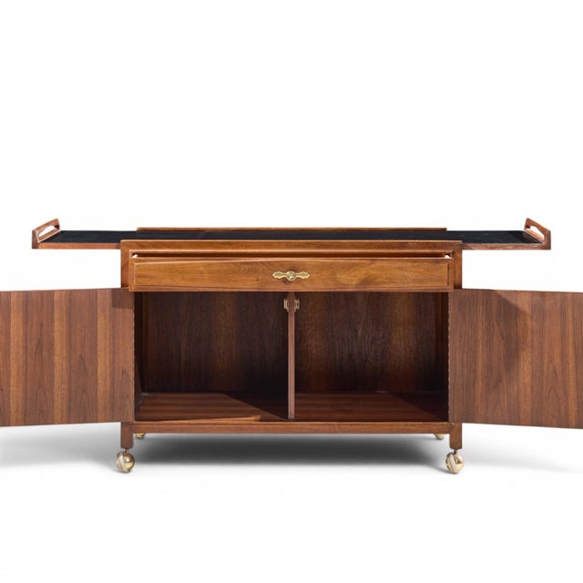 John Kapel for Glenn of California Mid Century Walnut Drop Leaf Expandable Bar Cart For Sale - Image 12 of 15