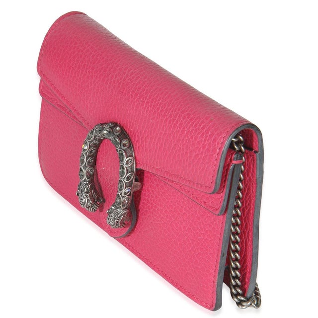 Taking the fashion sphere by storm in 2015, the Dionysus crossbody bag from Gucci was given its moniker after the Greek...