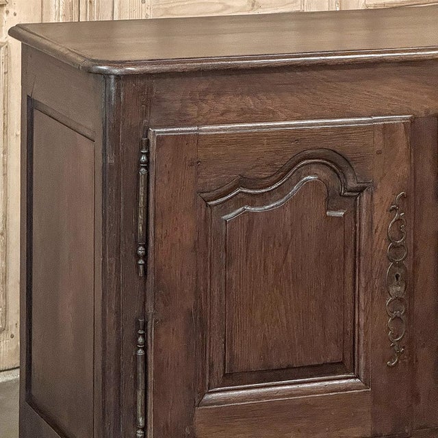 18th Century Country French Buffet ~ Credenza For Sale - Image 10 of 18