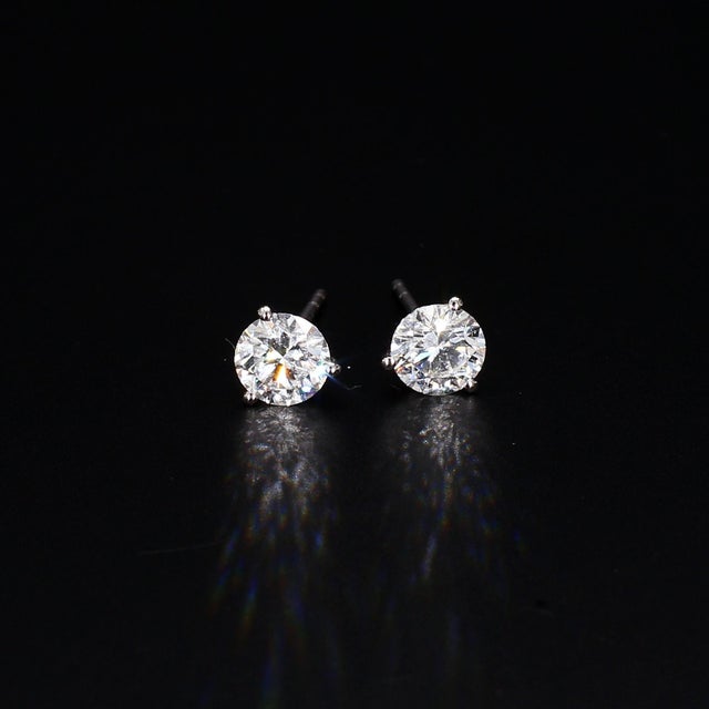 14k White Gold Diamond Stud Earrings - Gia Certified Natural Diamonds ~1.8ctw Excellent Cut, A Pair For Sale In Phoenix - Image 6 of 8