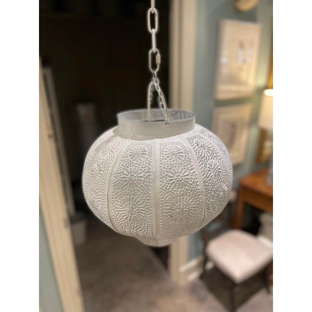 2020s 21st Century Moroccan White Painted Pierced Metal Hanging Pendant Shade For Sale - Image 5 of 9