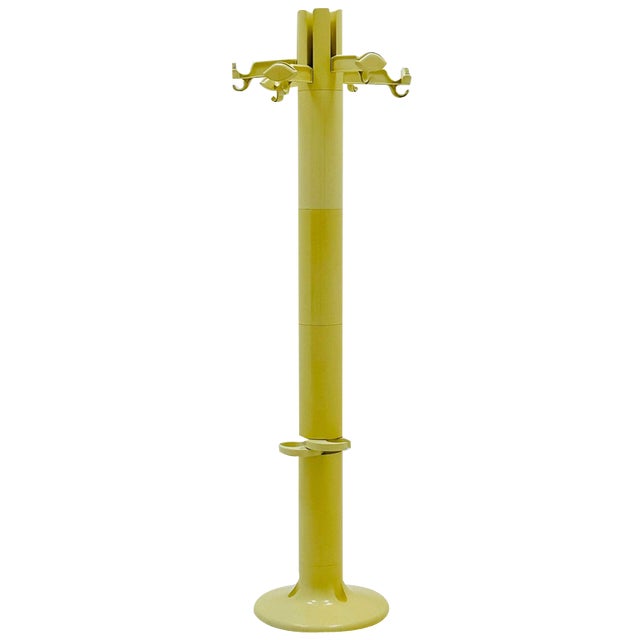 Italian White Space Plata Coat Rack by Giancarlo Piretti for Castelli, 1970s For Sale