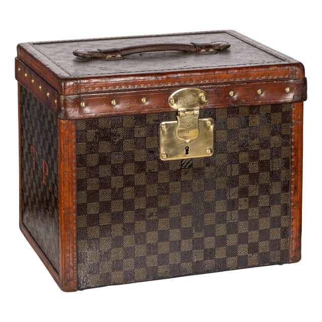 Antique French Hat Trunk in Damier Canvas from Louis Vuitton, 1900 For Sale