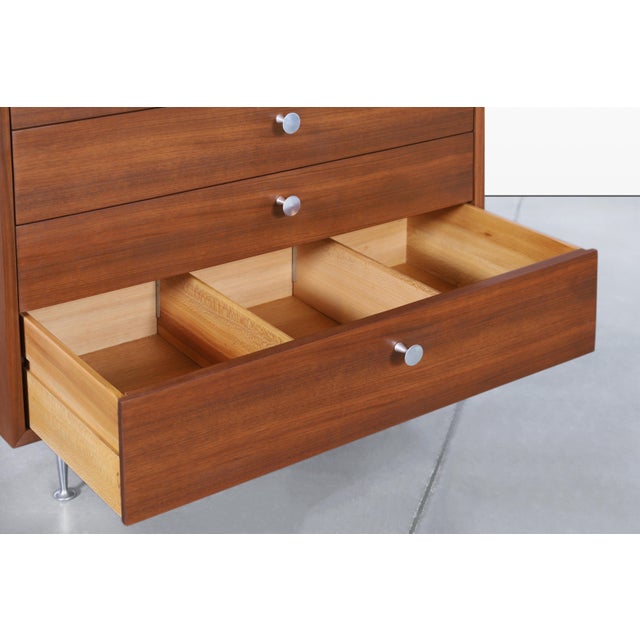Sienna 1950s George Nelson Walnut Thin Edge Chest of Drawers for Herman Miller For Sale - Image 8 of 11