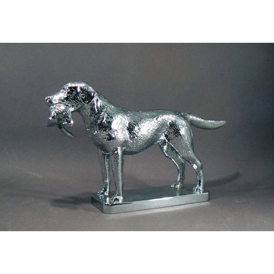 Sz: 4"H x 6"W The Labrador Retriever is the world’s top gundog today, having risen from relative obscurity following its...
