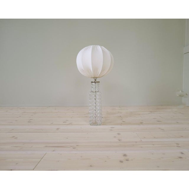 Mid-Century Modern Mid-Century Drop-Shaped Crystal Table Lamp by Carl Fagerlund for Orrefors, 1960s For Sale - Image 3 of 12