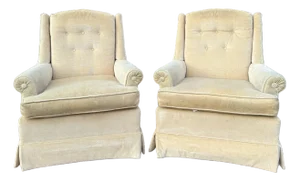 Vintage Ethan Allen Traditional Classics Lounge Chairs / Armchairs - A Pair