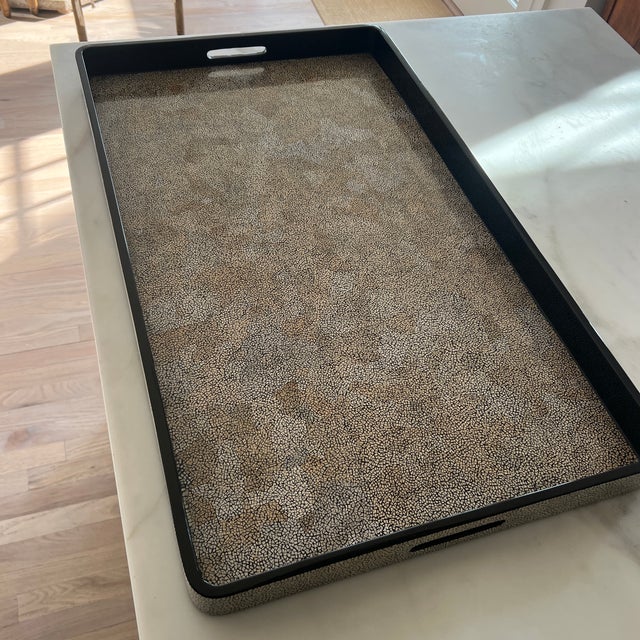 Late 20th Century Elegant Large Lacquered and Eggshell Inlaid Coffee Table or Bar Tray For Sale - Image 5 of 9