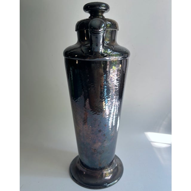 Art Deco 1920s Art Deco Meriden Silver Co. Handled Cocktail Pitcher For Sale - Image 3 of 18