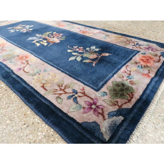 Galerie Shabab Collection Early 20th Century Handmade Chinese Art Deco Throw Rug For Sale In New York - Image 6 of 8