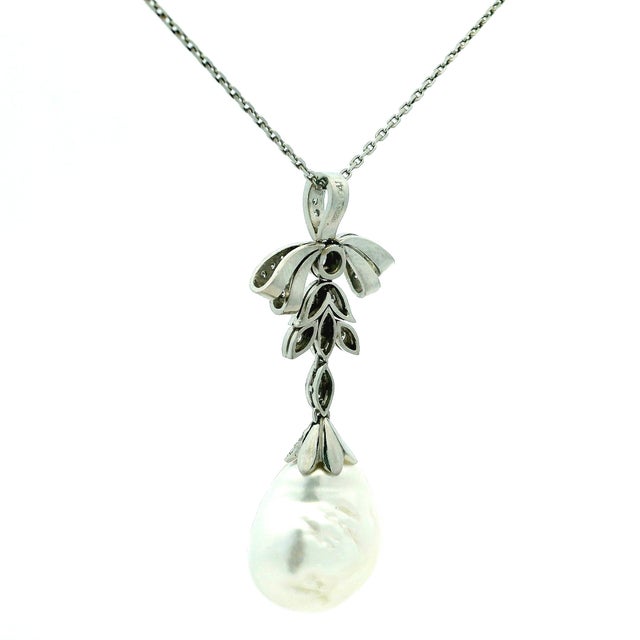 Antique White Vintage Platinum Diamond and 18mm Baroque Pearl Drop Necklace For Sale - Image 8 of 11