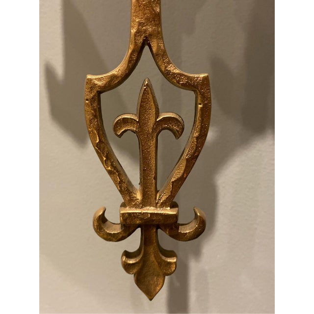 Metal Antique Spanish Gothic Revival Style Fleur De Lis Bronze Wall Lamp For Sale - Image 7 of 9