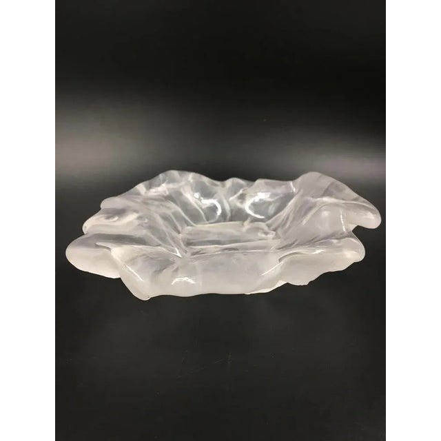 Art Deco Frosted Glass Bowl with Shells and Fossil, 1930s For Sale - Image 4 of 6