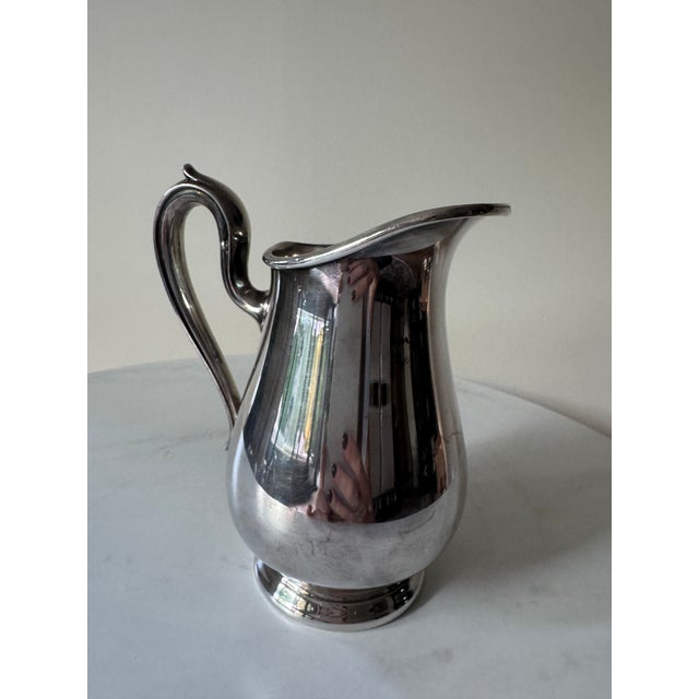 Vintage Mid Century Modern Reed & Barton "Jamestown" Silver Plate Creamer Silverplate Pitcher Classic Baluster Form For Sale In New York - Image 6 of 8