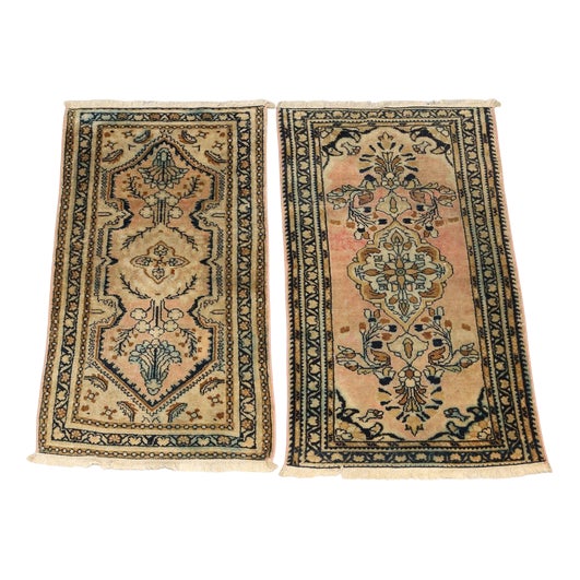 Lilian Rugs in Wool, Set of 2 For Sale