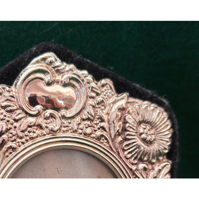 Traditional Early 20th Century Edwardian Sterling Silver Photo Frame For Sale - Image 3 of 3