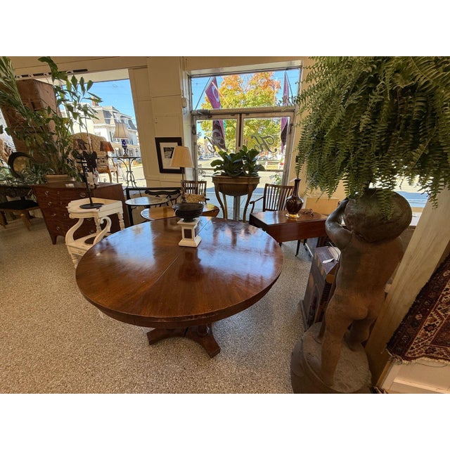 A Mahogany Biedermeier Style Dining Table, 20th Century For Sale In Boston - Image 6 of 7