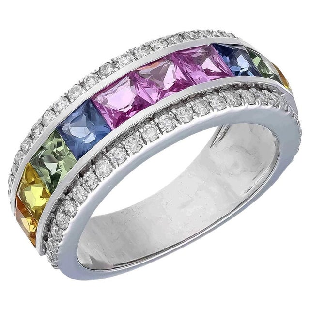 2020s Natural Multi Sapphire Ring With Natural Diamonds in 18k Gold For Sale - Image 5 of 8