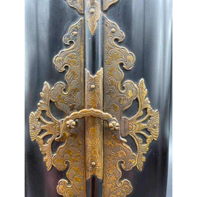 Late 18th Century 18th Century Japanese Edo Lacquered and Gilt Buddhist Zushi Shrine For Sale - Image 5 of 10