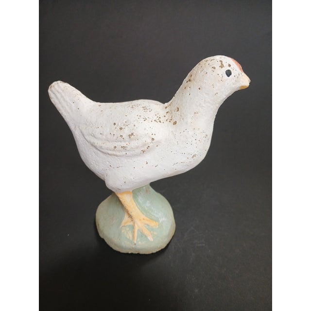 1950s Chicken Yard Art Garden Door Stop Concrete Cottage Farmhouse Flaw Broken Beak For Sale - Image 4 of 9