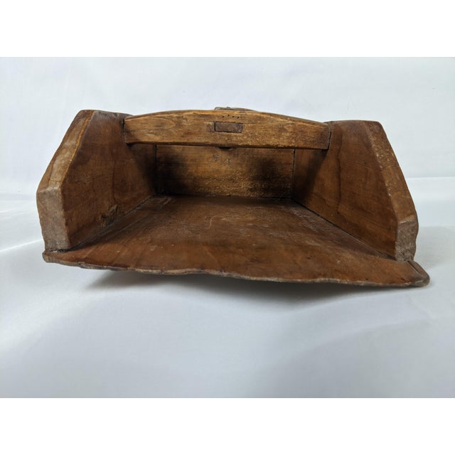 19th Century American Primitive Wooden Grain Scoop With Folding Support Arm & Iron Hanger For Sale - Image 9 of 18