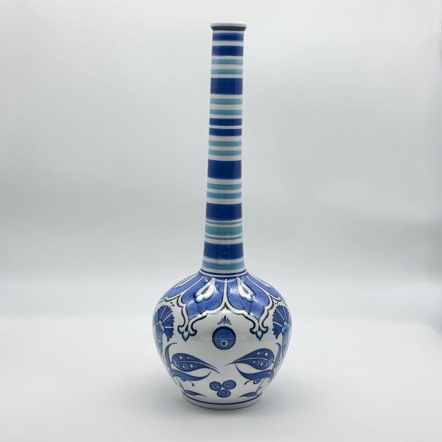 Handmade Ceramic Long-Neck Vase (25cm) – Classic Blue & White Floral Art – Iznik Decor For Sale - Image 6 of 7