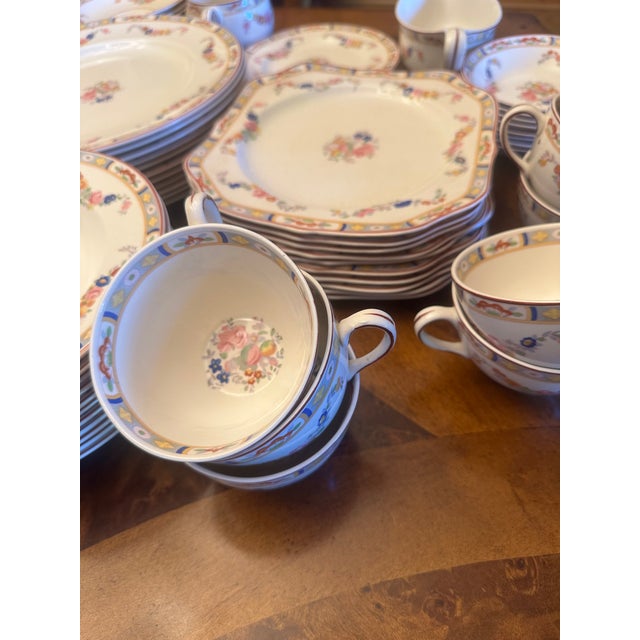 Antique Late 19th Century Rare Park Johnson Bros. England "Arundale" Pattern 68 Pieces Floral Dining Set For Sale - Image 11 of 18