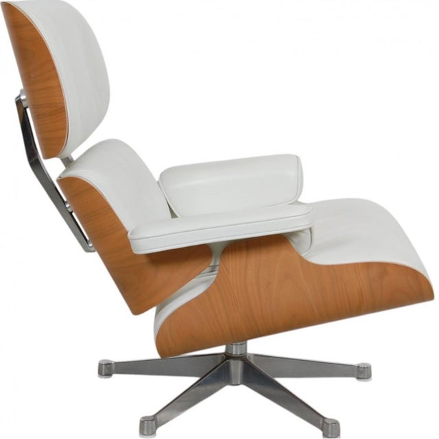 Lounge Chair with Ottoman in White Leather by Charles Eames, Set of 2 For Sale - Image 5 of 18