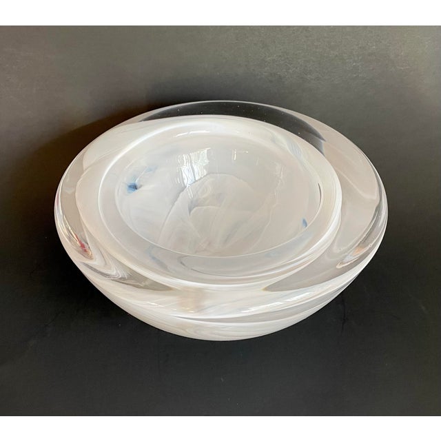Contemporary Swedish Kosta Boda "Atoll" Art Glass Bowl Designed by Anna Ehrner For Sale - Image 3 of 10