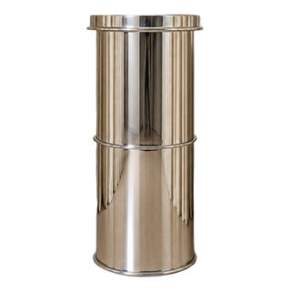 RL 08 Cylindrical Pedestal in Mirror-Polished Aluminum by Caspal For Sale