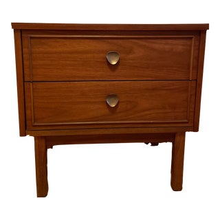1950s Dixie Mid-Century Modern Walnut Night Stand For Sale