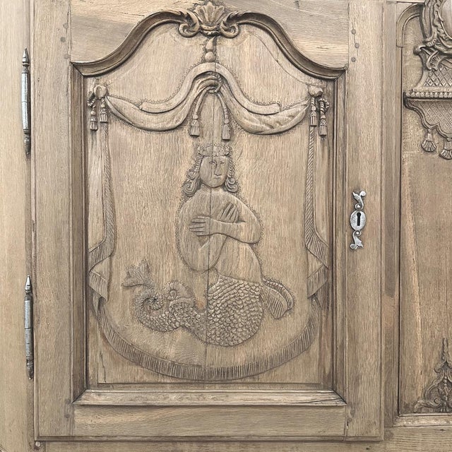 Early 18th Century Belgian Liègeois Régence Period Hand-Carved Stripped Oak Mermaid Buffet For Sale - Image 10 of 18