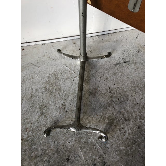 1900 - 1909 Victorian Art School Drawing Stand With Casters For Sale - Image 5 of 7