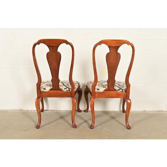 Baker Furniture Queen Anne Carved Walnut Side Chairs or Dining Chairs, Pair For Sale - Image 11 of 14