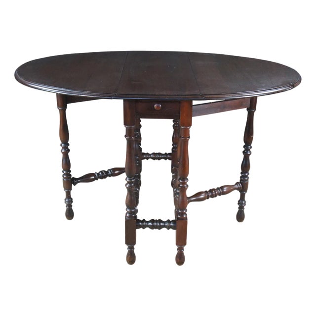 Antique Elite William & Mary Style Walnut Oval Drop Leaf Gateleg Console Table For Sale