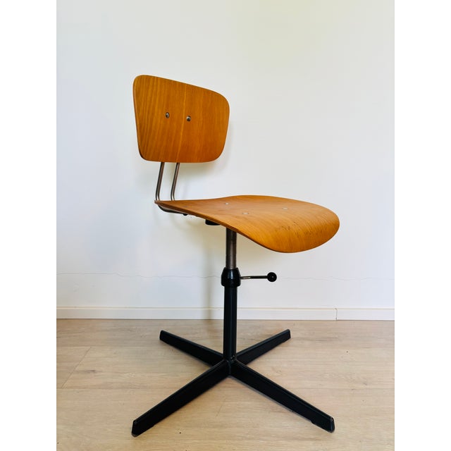 Industrial Desk Chair by Kovona, Czechoslovakia, 1970s For Sale - Image 4 of 11