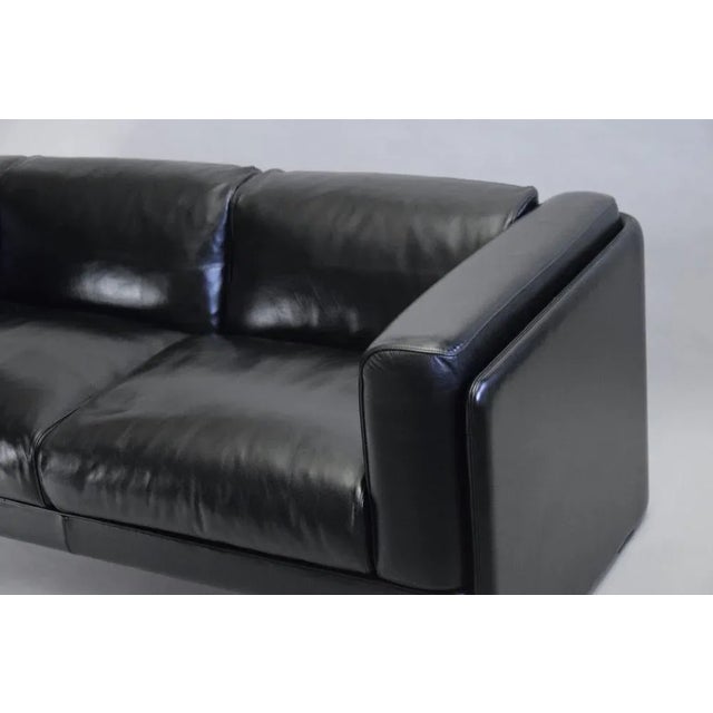 Italian Black Leather Sofa by Tito Agnoli for Poltrona Frau, 1994 For Sale - Image 6 of 12