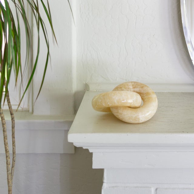 Onyx Marble Knot Sculpture of Two Interlocking Rings For Sale - Image 14 of 16
