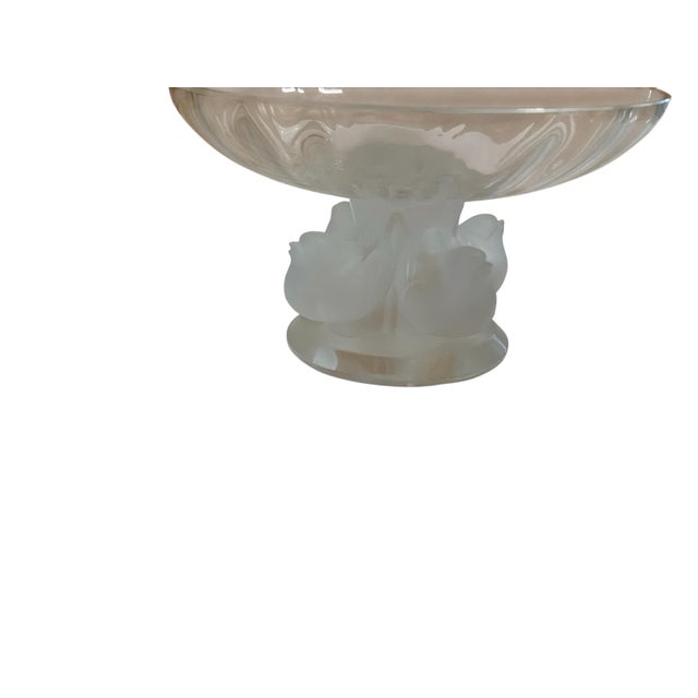 French Vintage Lalique Nogent Crystal Frosted Dove Footed Compote Coupe Bowl 11051 Made in France 1960s-1970s For Sale - Image 3 of 4