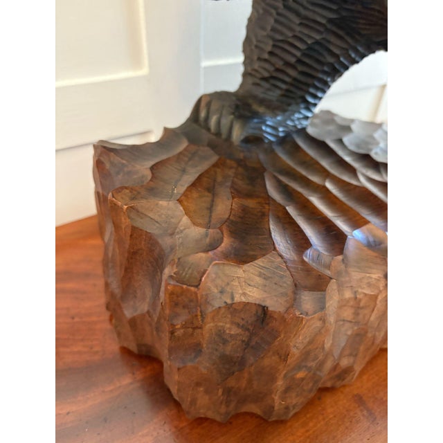 Large Japanese Edwardian Carved Linden Wood Bear Carrying a Fish, 1900s For Sale - Image 12 of 14