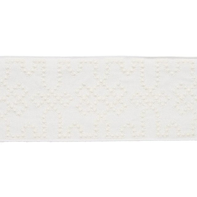 Not Yet Made - Made To Order Sample - Schumacher Knotted Trellis Tape in White on White For Sale - Image 5 of 5