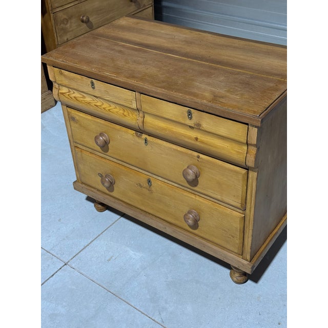Late 19th Century Antique Pine Two Over Two Drawers - Chest of Drawers From England For Sale - Image 5 of 18