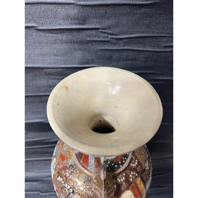 Early 20th Century Antique Japanese Satsuma Ceramic Hand Painted Flower Vase, Signed For Sale - Image 5 of 12