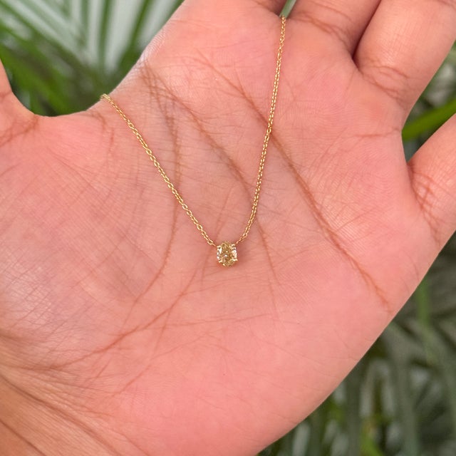 Contemporary Oval Cut Yellow Diamond Minimalist Solitaire Contemporary Necklace in 18k Gold For Sale - Image 3 of 15