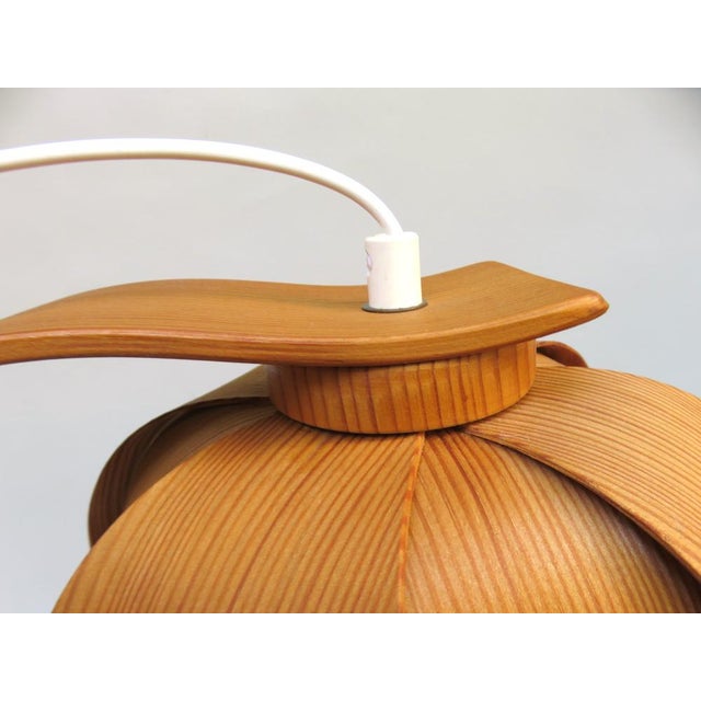 Floral Table Lamp in Layered Wood, 1960s For Sale - Image 17 of 18