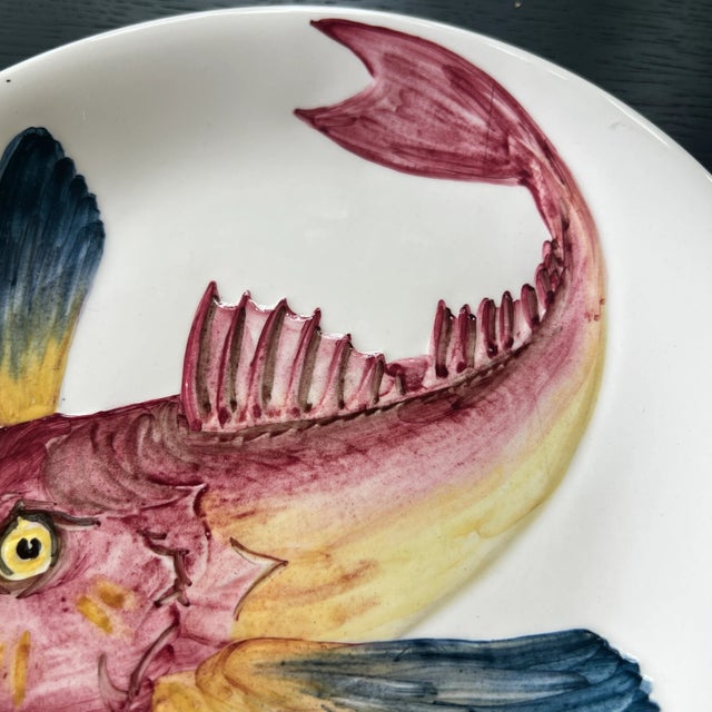 1970s La Galinette French Fish Plate For Sale - Image 4 of 7